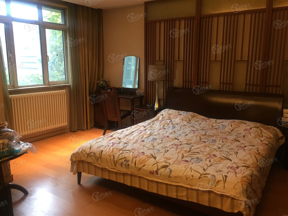 半岛蓝湾天睐园 精装小别墅 位置安静 房型正气 采光充足】天津二手房