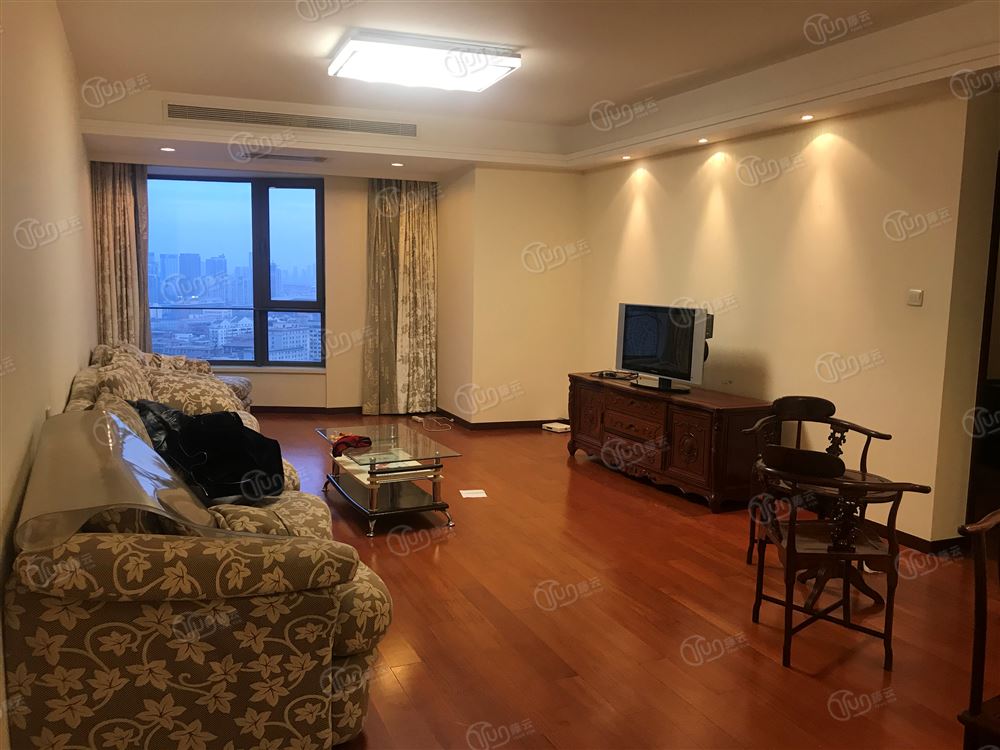 仁恒海河广场-客厅