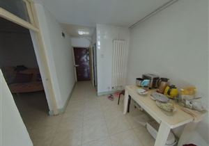 低楼层两室 地段好 紧邻地铁总医院 仅此一套