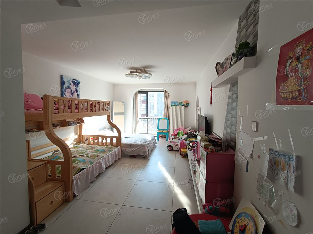 宝翠花都听景园