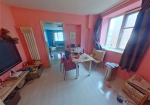 和平二片 实验片有座位 南北通透偏独视野好