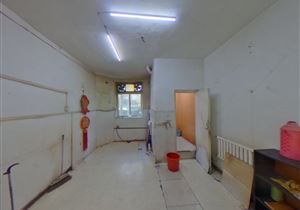 新兴里,4室1厅1卫,H户型,主卧出台