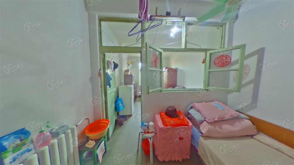 建津里