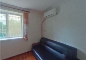 二十中附小有学籍 私产房 紧邻小学 急卖