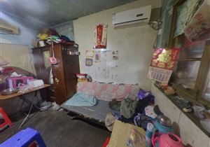 万昌里大院,1室1厅0卫,公产,低层