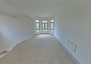 过2年，后期税费低，次新房，户型设计合理